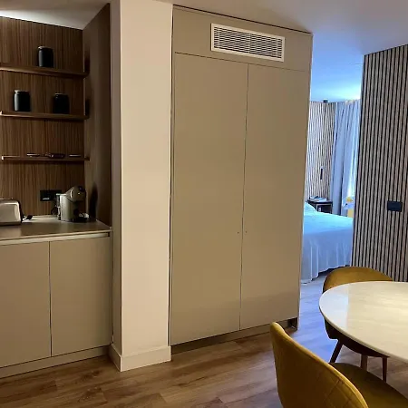 Marper Suites Las Ramblas *